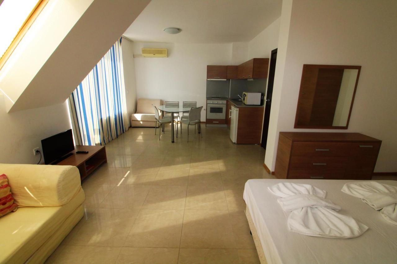 Menada Belle View Apartments Sveti Vlas Exteriör bild