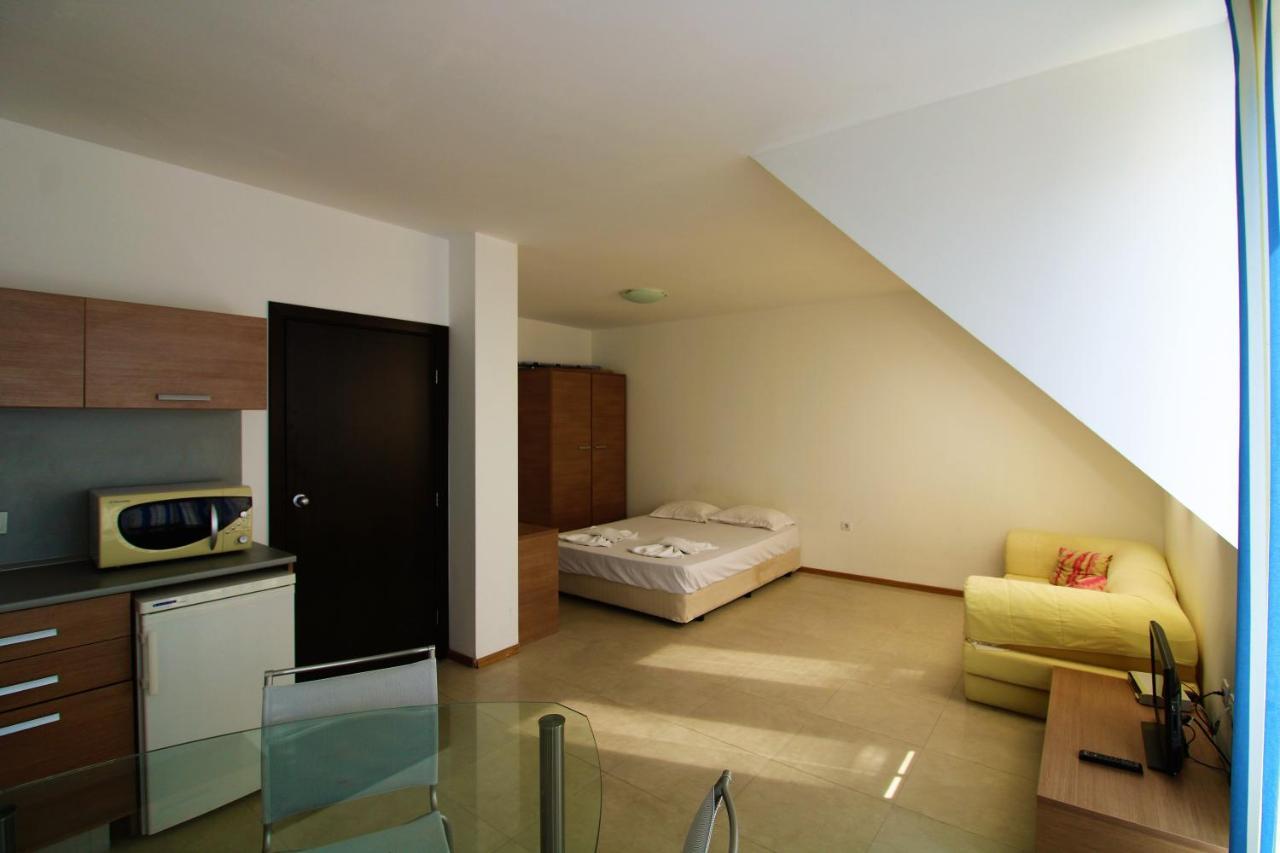Menada Belle View Apartments Sveti Vlas Exteriör bild