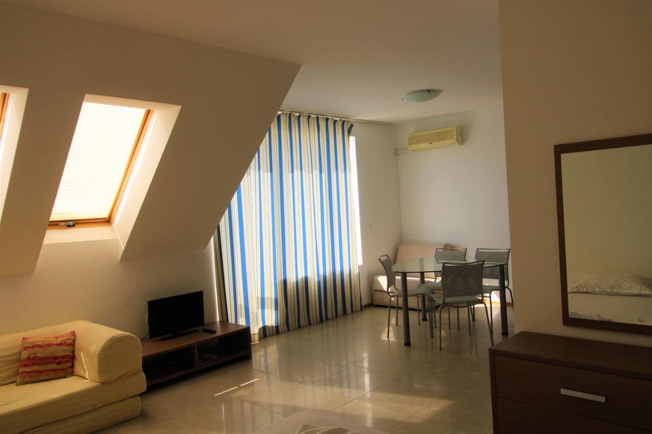 Menada Belle View Apartments Sveti Vlas Exteriör bild