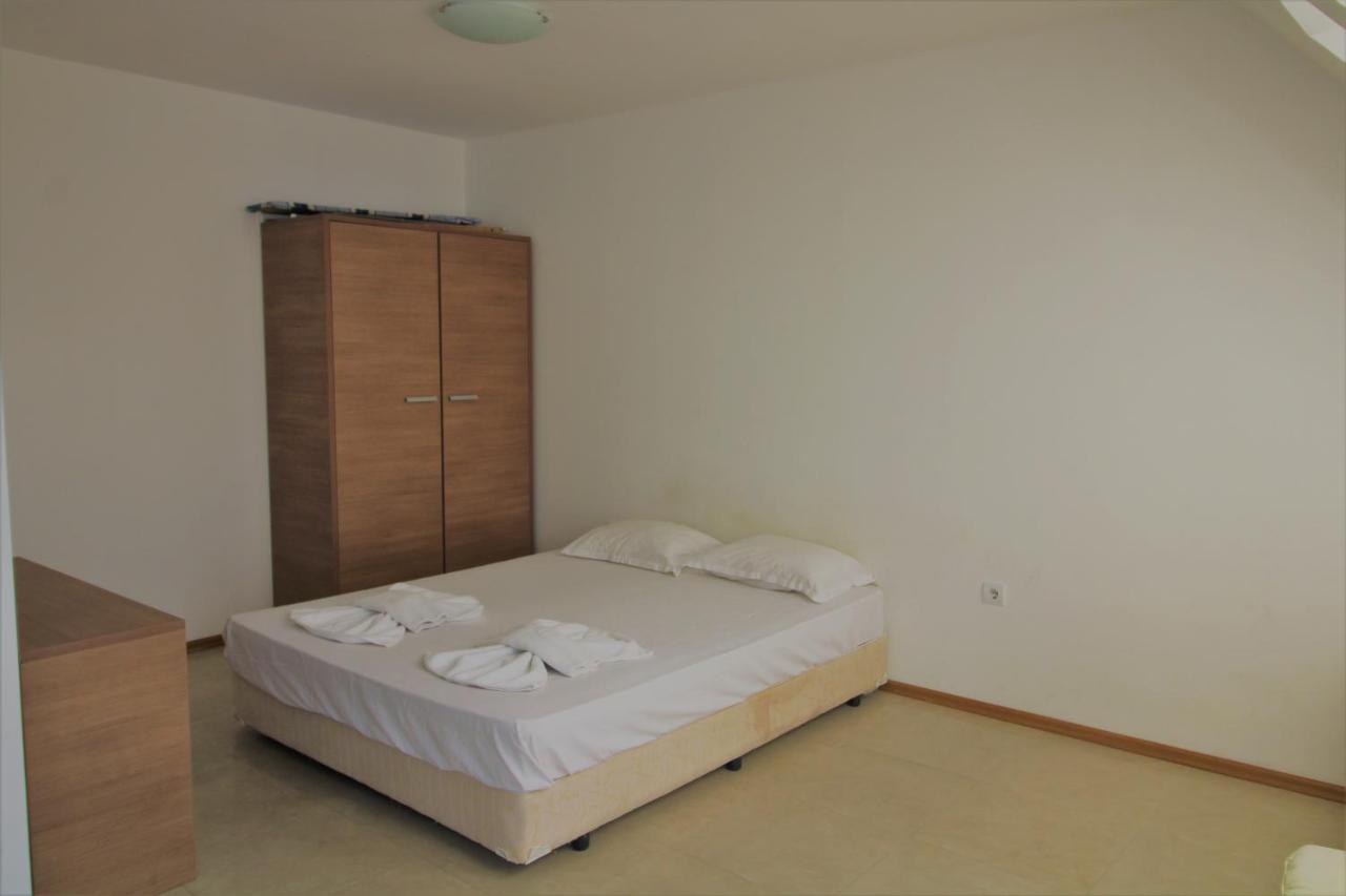 Menada Belle View Apartments Sveti Vlas Exteriör bild