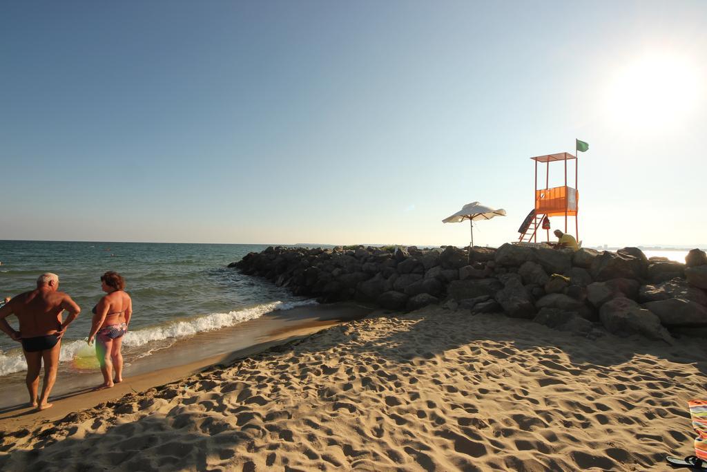 Menada Belle View Apartments Sveti Vlas Exteriör bild