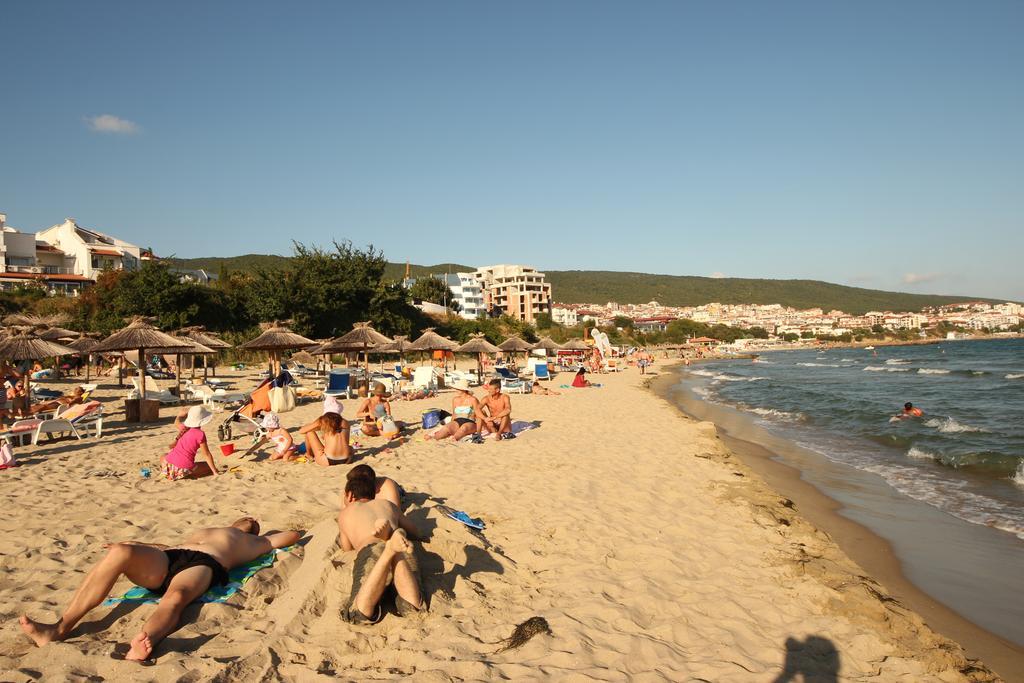 Menada Belle View Apartments Sveti Vlas Exteriör bild