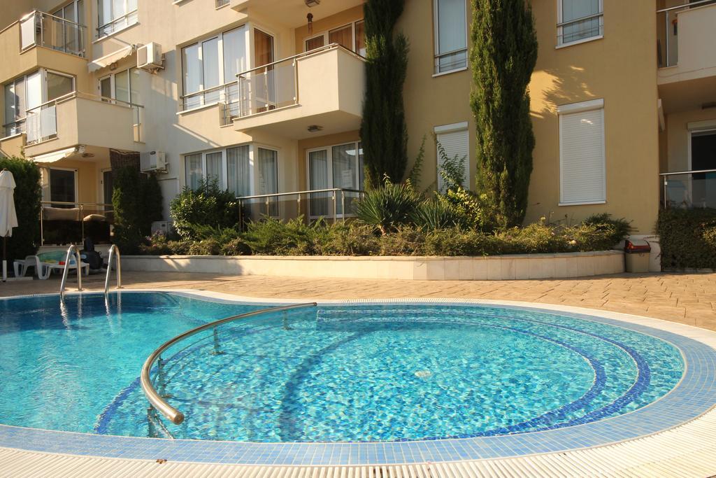 Menada Belle View Apartments Sveti Vlas Exteriör bild